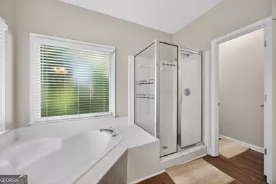 914 Georgian Point Drive, Lawrenceville, GA 30045 - Photo 17