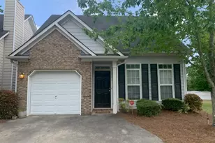 9592 Lakeview Cir, Union City, GA 30291 - Photo 1