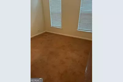 9592 Lakeview Circle, Union City, GA 30291 - Photo 9