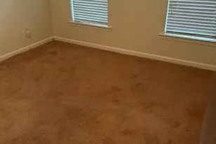9592 Lakeview Cir, Union City, GA 30291 - Photo 9