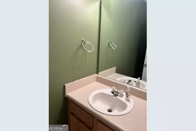 9592 Lakeview Circle, Union City, GA 30291 - Photo 13