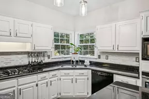 3401 Longfield Dr, Snellville, GA 30039 - Photo 9
