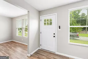110 S 6th St, Warner Robins, GA 31088 - Photo 3