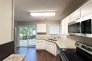 5146 Leland Dr, Stone Mountain, GA 30083 - Photo 5