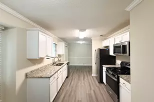 4751 White Oak Path, Stone Mountain, GA 30088 - Photo 7