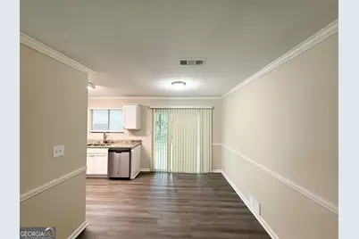 4751 White Oak Path, Stone Mountain, GA 30088 - Photo 5