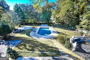 6020 Riverside Dr, Sandy Springs, GA 30328 - Photo 7