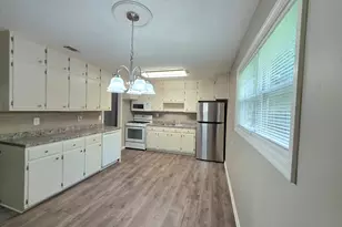 3460 Meadowview Dr, Lithia Springs, GA 30122 - Photo 7