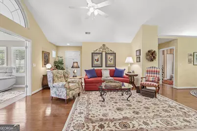 2102 Sweet Apple Circle, Alpharetta, GA 30004 - Photo 7