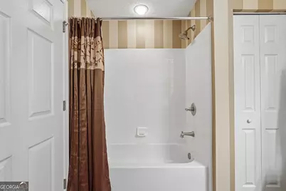 2102 Sweet Apple Circle, Alpharetta, GA 30004 - Photo 17