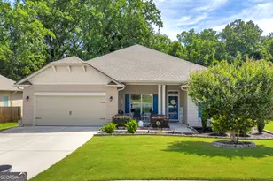 498 Brks Vlg Dr, Pendergrass, GA 30567 - Photo 1