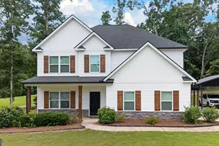 207 Dixon Cir, Williamson, GA 30292 - Photo 3