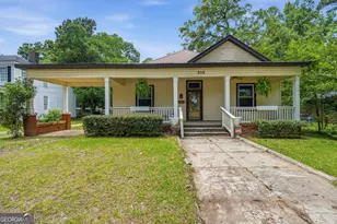 202 Everett Square, Fort Valley, GA 31030 - Photo 3