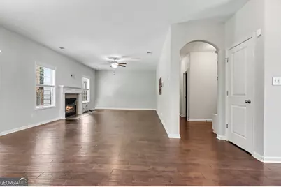 329 Briandwood Drive, Newnan, GA 30265 - Photo 9
