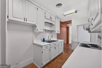 808 Seminole Trail, Waycross, GA 31501 - Photo 17
