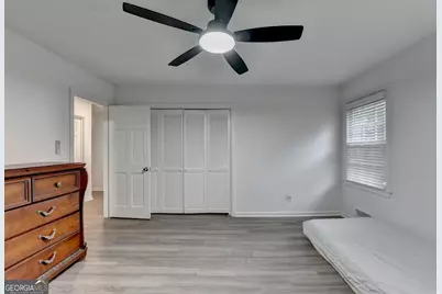 2048 Fisher Trail NE, Atlanta, GA 30345 - Photo 37