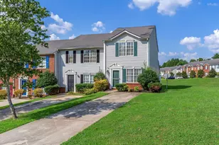 1327 Hollenbeck Ln, Riverdale, GA 30296 - Photo 1