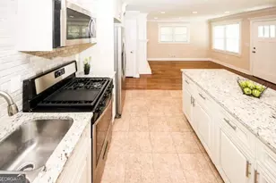 1339 Holcomb Ave, East Point, GA 30344 - Photo 21