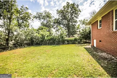 1339 Holcomb Avenue, East Point, GA 30344 - Photo 27
