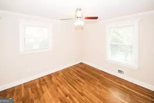 1339 Holcomb Ave, East Point, GA 30344 - Photo 5