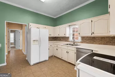 6689 Chriswood Drive, Macon, GA 31216 - Photo 7