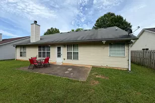 2800 Hillvale Cove Way, Lithonia, GA 30058 - Photo 3