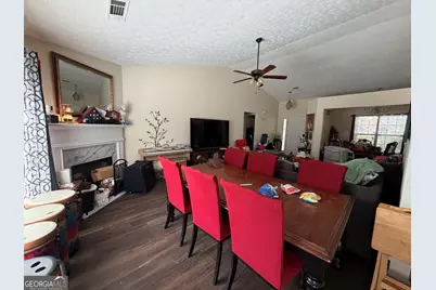 2800 Hillvale Cove Way, Lithonia, GA 30058 - Photo 5