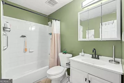 9421 Forest Knoll Drive, Jonesboro, GA 30238 - Photo 15