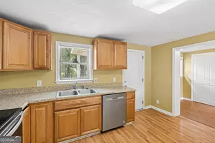 904 Sherman Ave, Savannah, GA 31405 - Photo 15