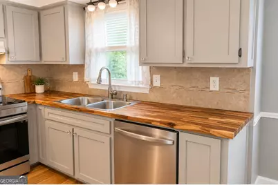 4431 Autumn Hill Drive, Stone Mountain, GA 30083 - Photo 13