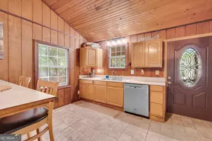 776 Normandy Trail, Lavonia, GA 30553 - Photo 11