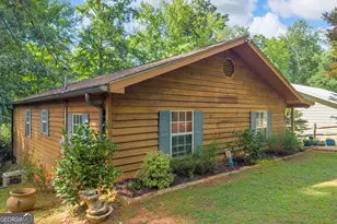 776 Normandy Trail, Lavonia, GA 30553 - Photo 3