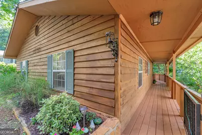776 Normandy Trail, Lavonia, GA 30553 - Photo 5