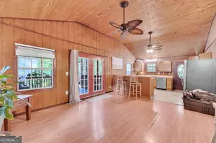 776 Normandy Trail, Lavonia, GA 30553 - Photo 15