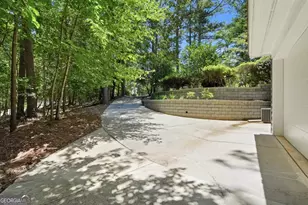 6504 Yacht Club Rd, Flowery Branch, GA 30542 - Photo 7