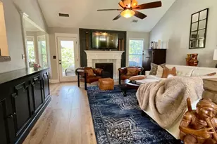 1881 Hampton Walk Ct, Hoschton, GA 30548 - Photo 5