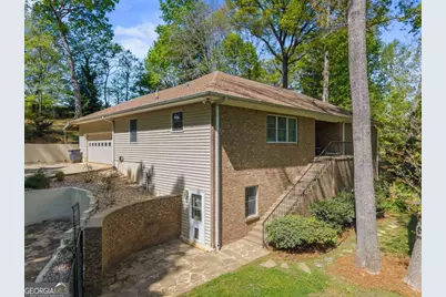 725 Nix Drive, Gainesville, GA 30501 - Photo 3