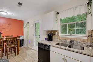 1412 Pebble Beach Ln, Hampton, GA 30228 - Photo 13