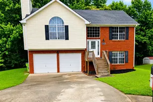 1412 Pebble Beach Ln, Hampton, GA 30228 - Photo 1