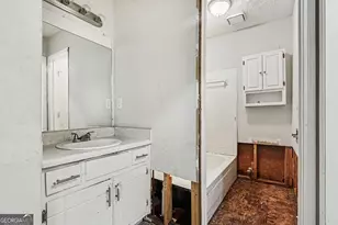 8326 Commanche Ct, Jonesboro, GA 30236 - Photo 15