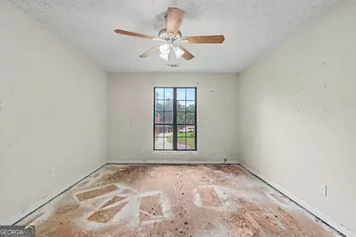 8326 Commanche Court, Jonesboro, GA 30236 - Photo 11