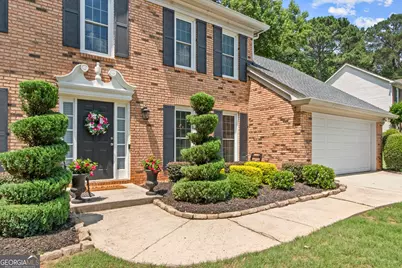 8409 Waverly Drive, Jonesboro, GA 30236 - Photo 3