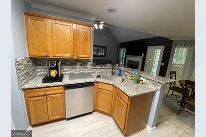 312 Cascade Court, Hampton, GA 30228 - Photo 5