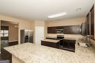 2812 Feldspar Way, Riverdale, GA 30296 - Photo 9