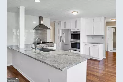 3725 Crescent Walk Lane, Suwanee, GA 30024 - Photo 5