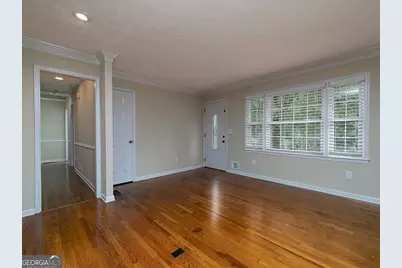 226 King David Drive SW, Lilburn, GA 30047 - Photo 5