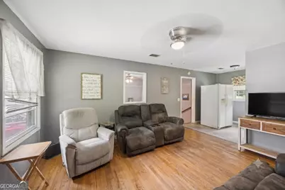 110 N End Drive, Brunswick, GA 31525 - Photo 3