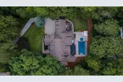 1024 Somerset Drive NW, Atlanta, GA 30327 - Photo 17