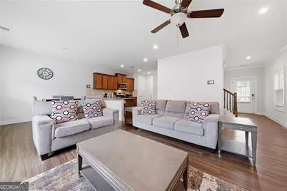 4095 Lake Manor Way, Atlanta, GA 30349 - Photo 7