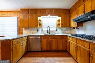 3430 Hillbrook Ct SW, Marietta, GA 30008 - Photo 33